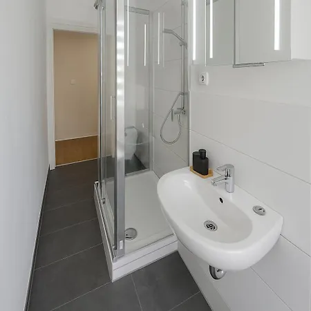 Moderne 3-zimmer-ferienwohnung In Emersleben Apartment *